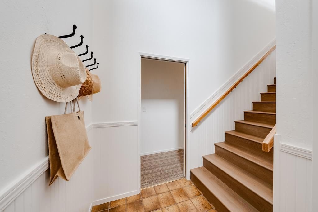 Image 5 of property listing at 524 Middlefield Drive, Aptos, CA 95003