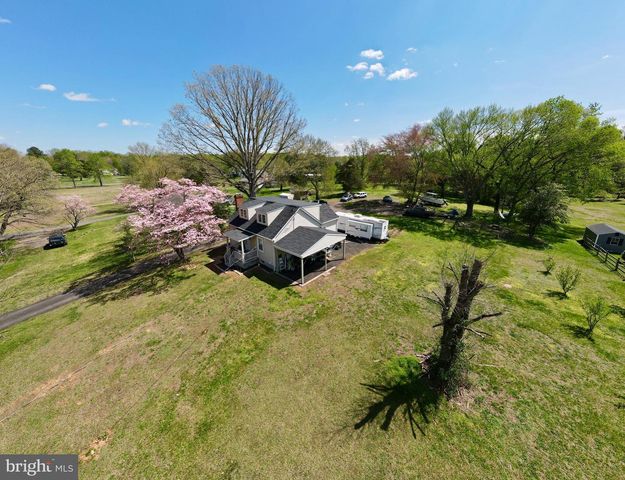 181 SANFORD DR, Fredericksburg, VA 22406