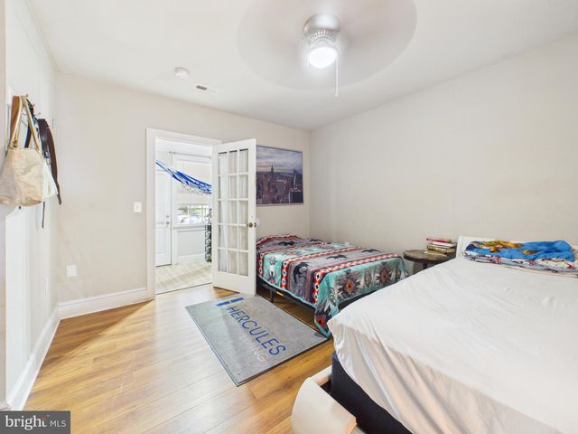 181 SANFORD DR, Fredericksburg, VA 22406