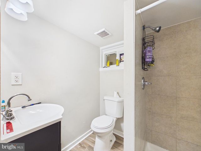 181 SANFORD DR, Fredericksburg, VA 22406