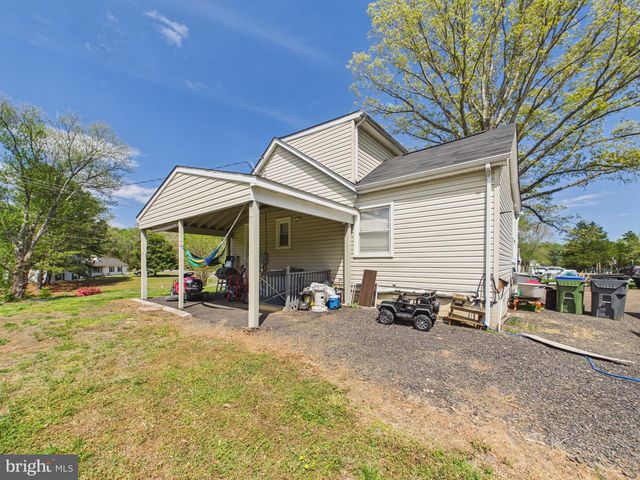 181 SANFORD DR, Fredericksburg, VA 22406