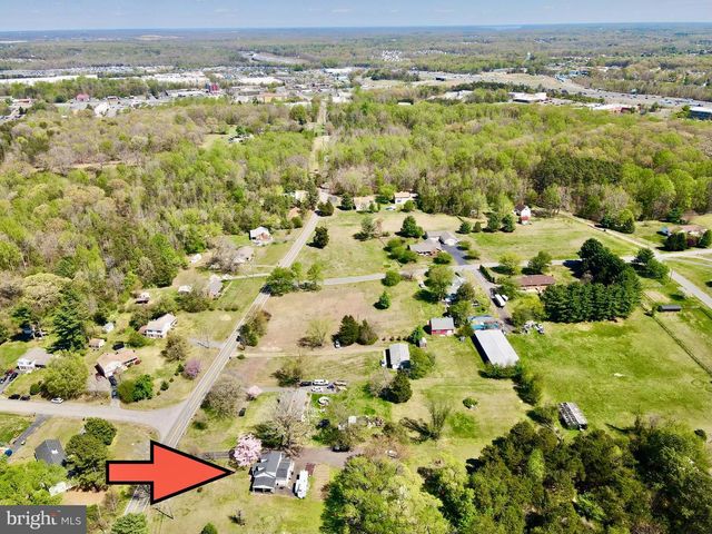 181 SANFORD DR, Fredericksburg, VA 22406