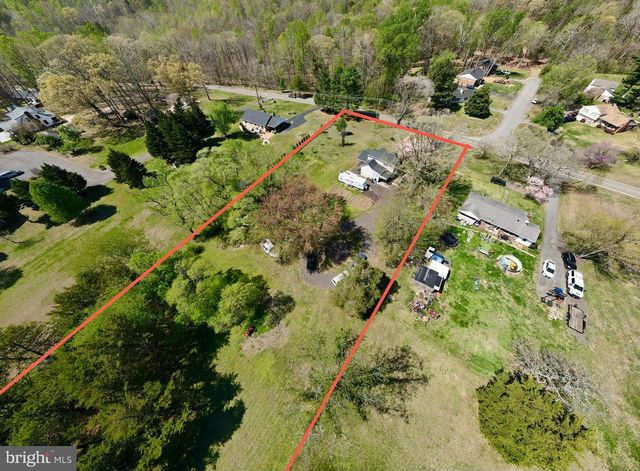 181 SANFORD DR, Fredericksburg, VA 22406