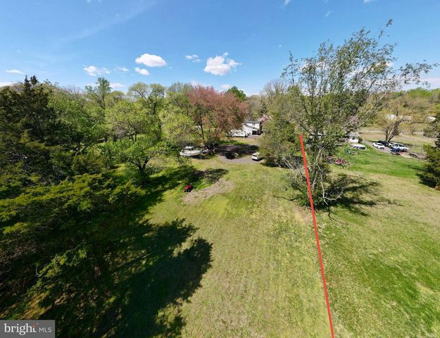 181 SANFORD DR, Fredericksburg, VA 22406