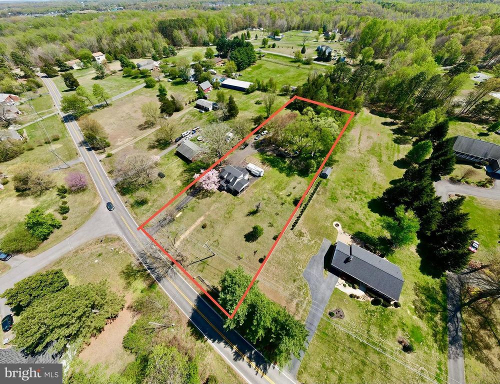 181 SANFORD DR, Fredericksburg, VA 22406