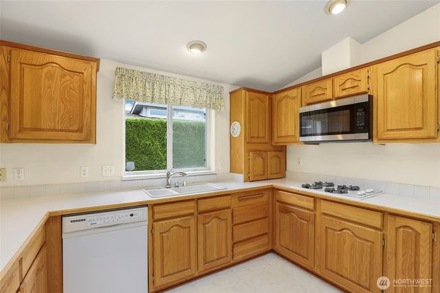 8118 20th Lane SE, Lacey, WA 98503