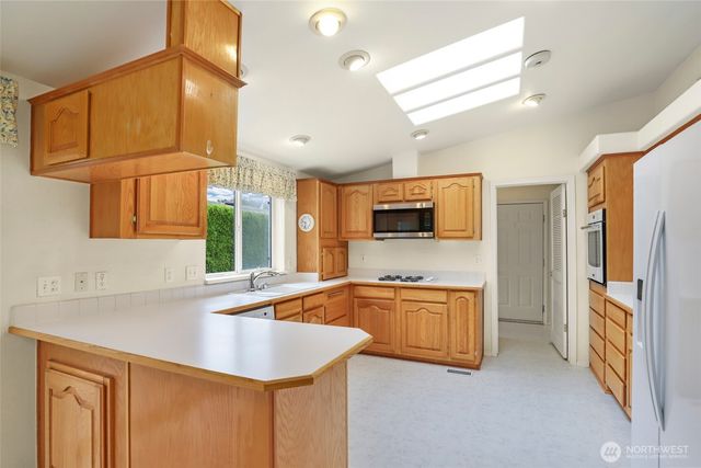 8118 20th Lane SE, Lacey, WA 98503