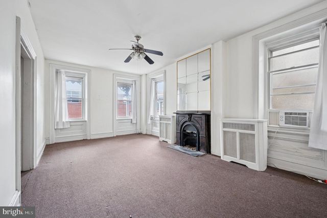 188 GREEN LN, Philadelphia, PA 19127
