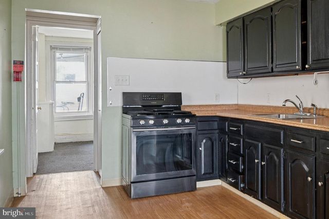 188 GREEN LN, Philadelphia, PA 19127