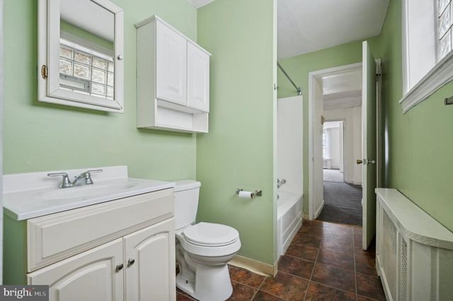 188 GREEN LN, Philadelphia, PA 19127