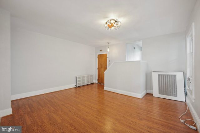 188 GREEN LN, Philadelphia, PA 19127