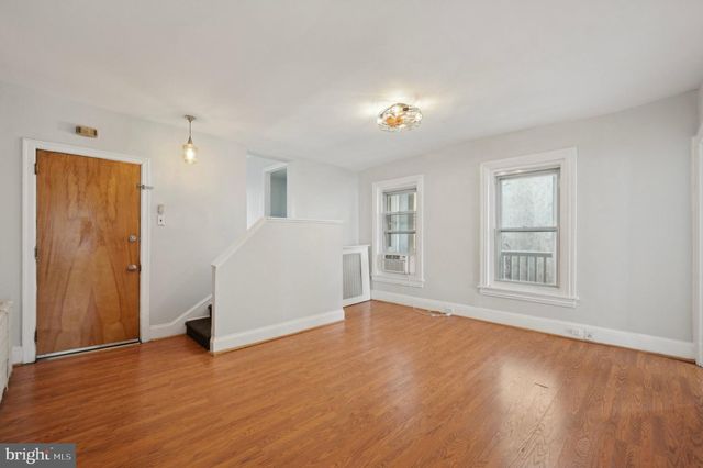 188 GREEN LN, Philadelphia, PA 19127
