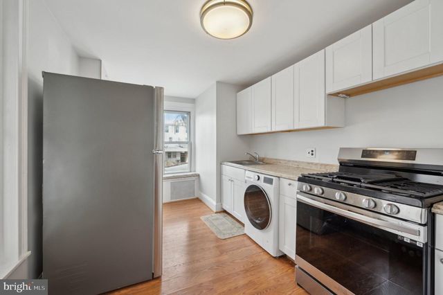 188 GREEN LN, Philadelphia, PA 19127