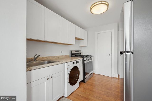 188 GREEN LN, Philadelphia, PA 19127