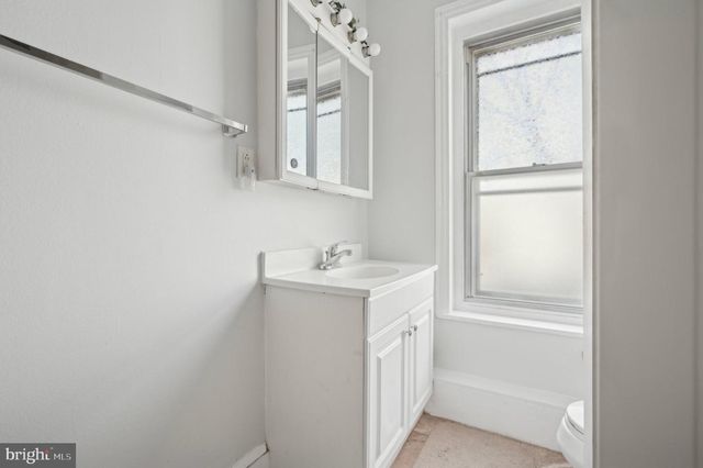 188 GREEN LN, Philadelphia, PA 19127