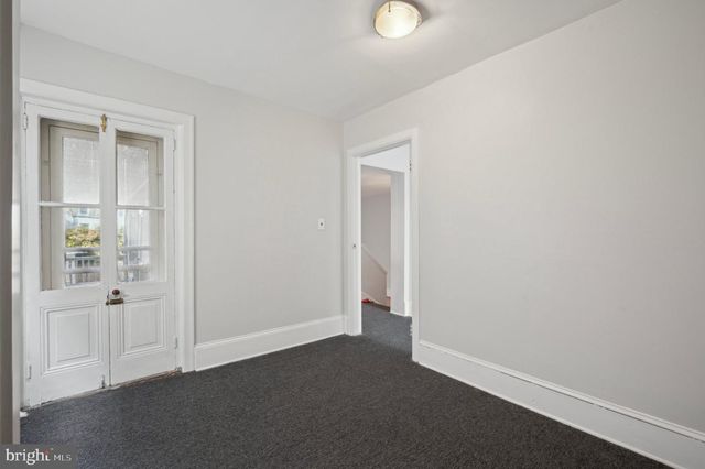 188 GREEN LN, Philadelphia, PA 19127
