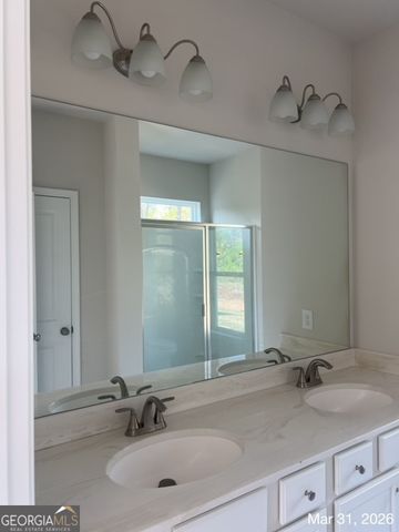 309 QUAIL FOREST Circle, Toccoa, GA 30577