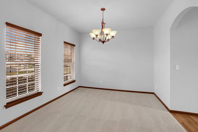 W348N5840 Snapdragon COURT, Oconomowoc, WI 53066
