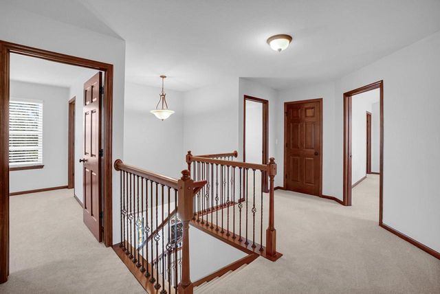 W348N5840 Snapdragon COURT, Oconomowoc, WI 53066