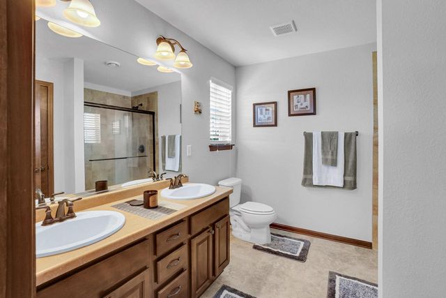 W348N5840 Snapdragon COURT, Oconomowoc, WI 53066