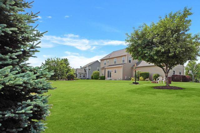 W348N5840 Snapdragon COURT, Oconomowoc, WI 53066