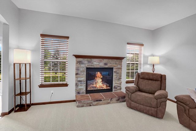 W348N5840 Snapdragon COURT, Oconomowoc, WI 53066