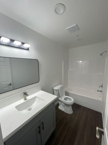 531 Jason Drive, Turlock, CA 95380