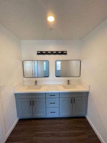 531 Jason Drive, Turlock, CA 95380