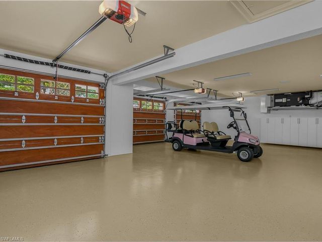 580 15th AVE S, Naples, FL 34102