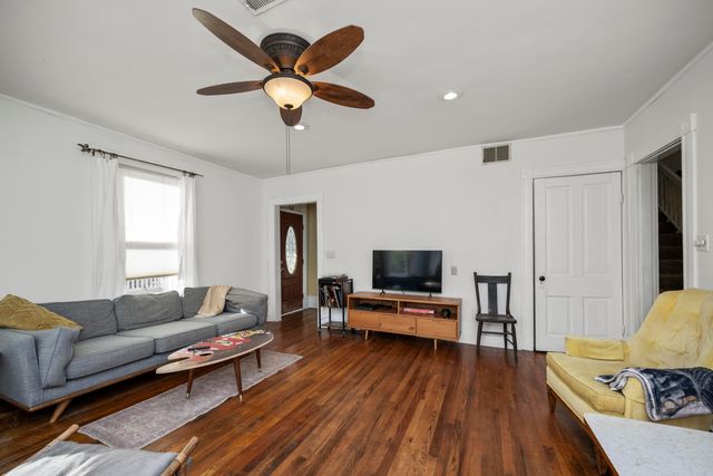 104 Center Court, Berea, KY 40403