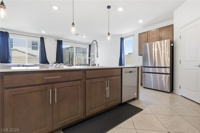10170 Canyon Mantle Street, Las Vegas, NV 89166
