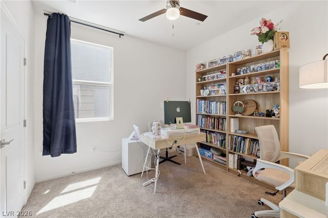 10170 Canyon Mantle Street, Las Vegas, NV 89166
