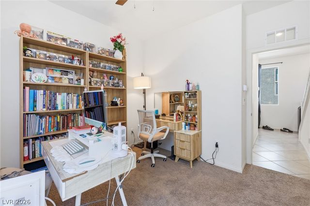 10170 Canyon Mantle Street, Las Vegas, NV 89166