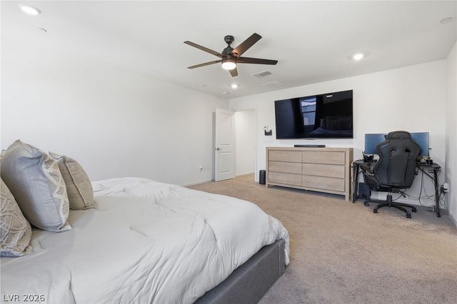 10170 Canyon Mantle Street, Las Vegas, NV 89166