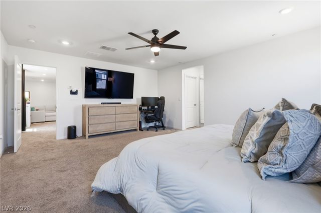 10170 Canyon Mantle Street, Las Vegas, NV 89166