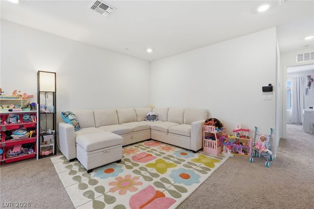 10170 Canyon Mantle Street, Las Vegas, NV 89166