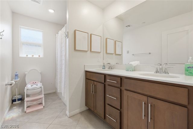 10170 Canyon Mantle Street, Las Vegas, NV 89166