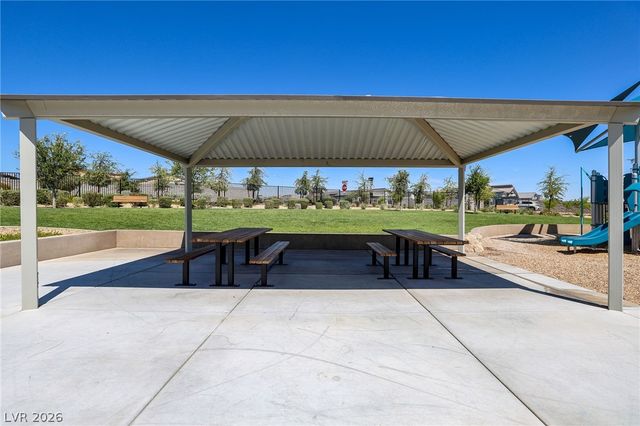 10170 Canyon Mantle Street, Las Vegas, NV 89166