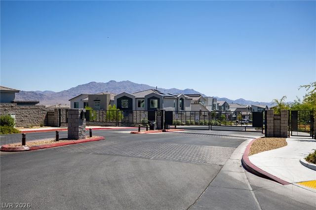 10170 Canyon Mantle Street, Las Vegas, NV 89166