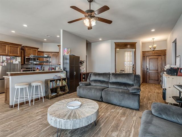 2265 County Road 1258 Road, Blanchard, OK 73010