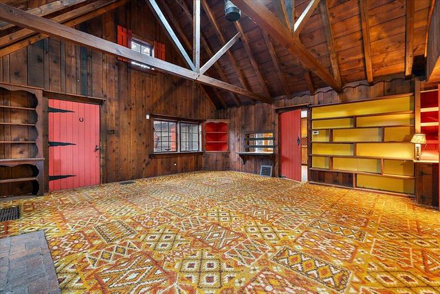 735 Renshaw Avenue, Clawson, MI 48017