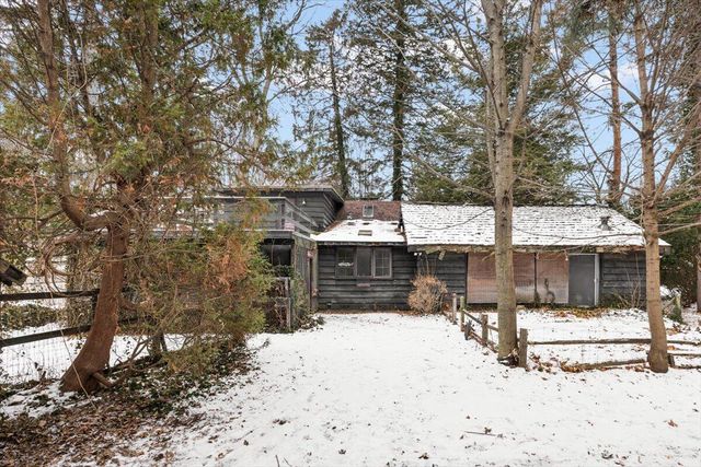 735 Renshaw Avenue, Clawson, MI 48017