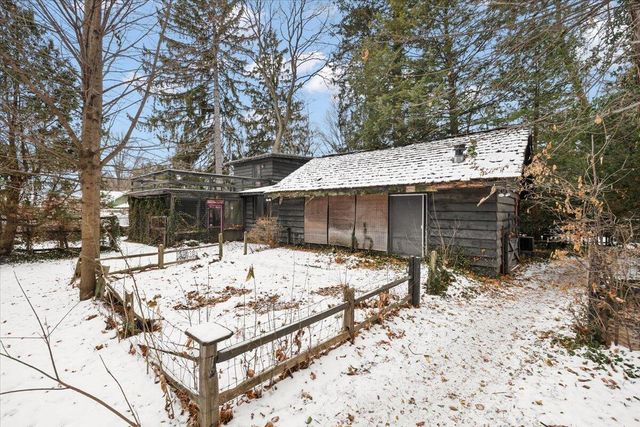 735 Renshaw Avenue, Clawson, MI 48017