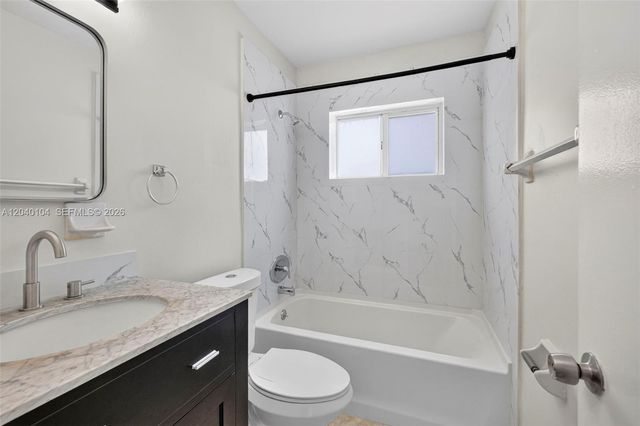 151 SE 6th Ave 16, Pompano Beach, FL 33060