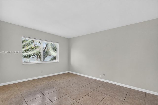 151 SE 6th Ave 16, Pompano Beach, FL 33060