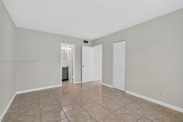 151 SE 6th Ave 16, Pompano Beach, FL 33060