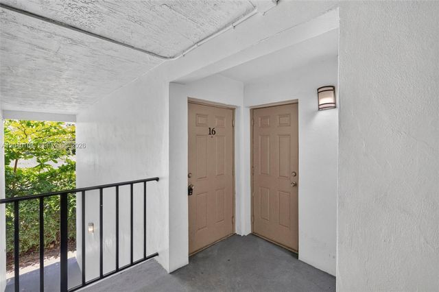 151 SE 6th Ave 16, Pompano Beach, FL 33060