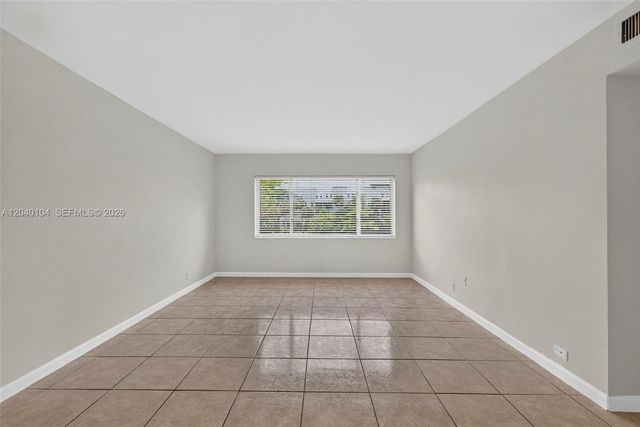 151 SE 6th Ave 16, Pompano Beach, FL 33060