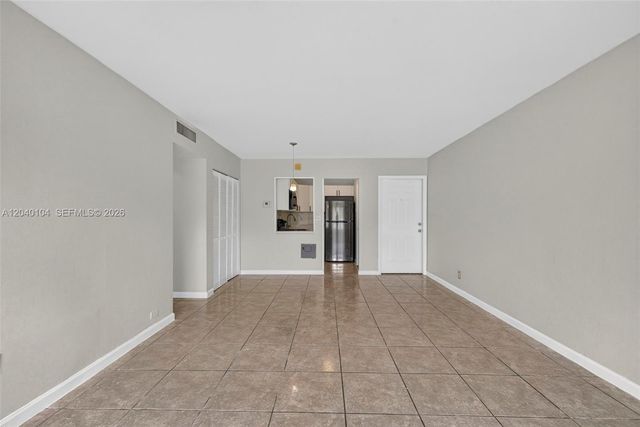 151 SE 6th Ave 16, Pompano Beach, FL 33060
