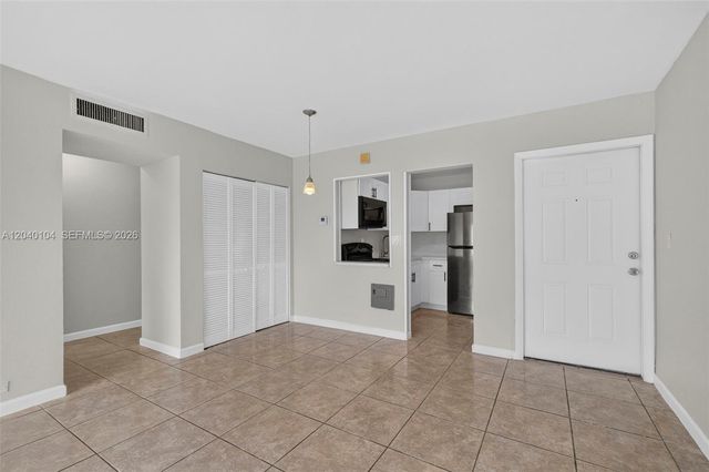 151 SE 6th Ave 16, Pompano Beach, FL 33060